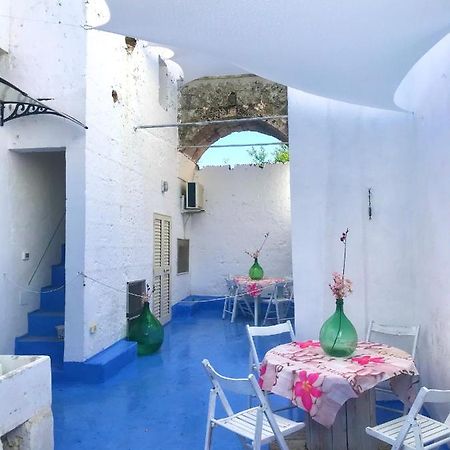 Chicchisanti Hotel Castrignano del Capo Exterior photo